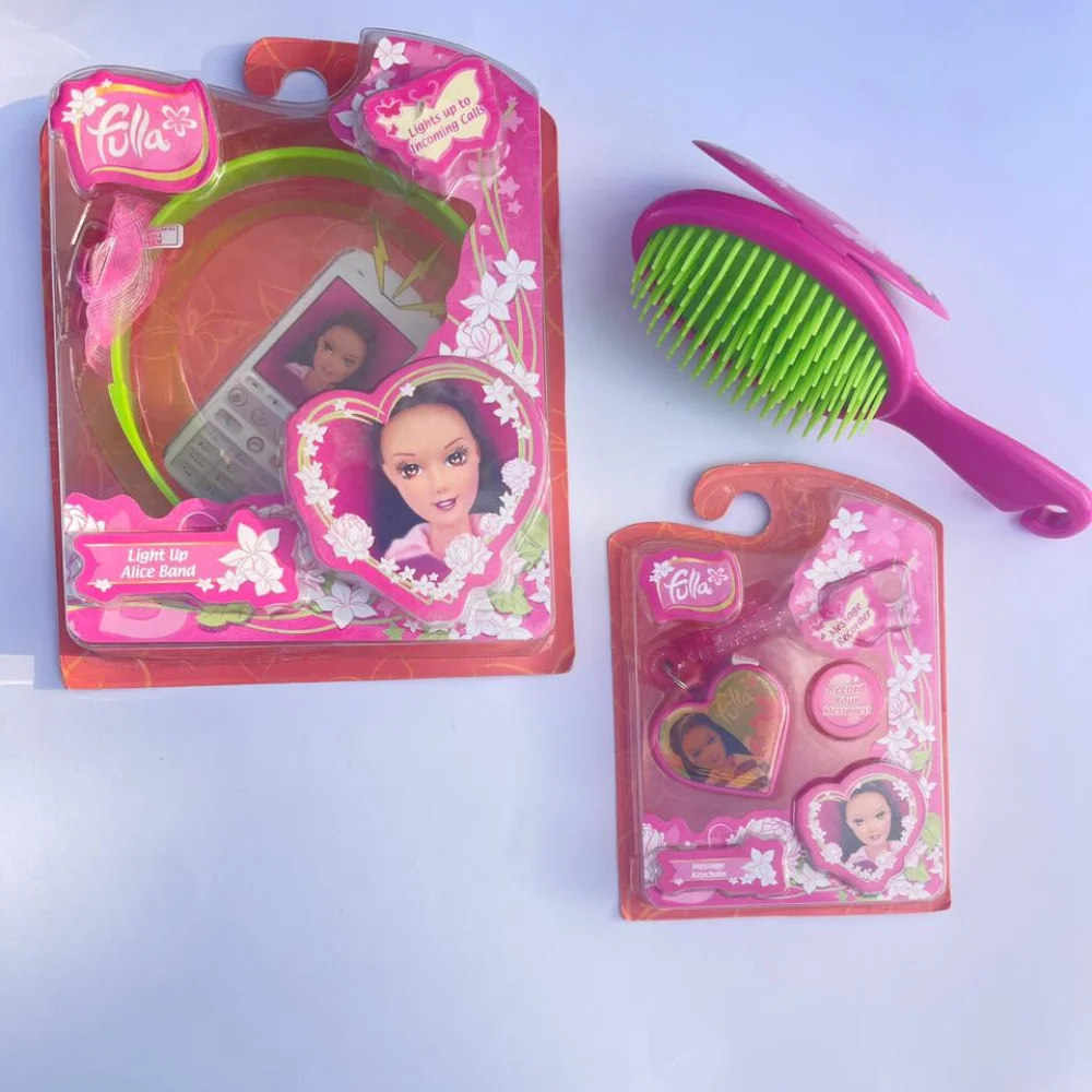 Promotion-Tunisie-Pack-3-pieces-accessoires-cheveux-pour-fillettes-personnage-FOLLA-Shopico Pack 3 pièces accessoires cheveux pour fillettes personnage FULLA – Image 1