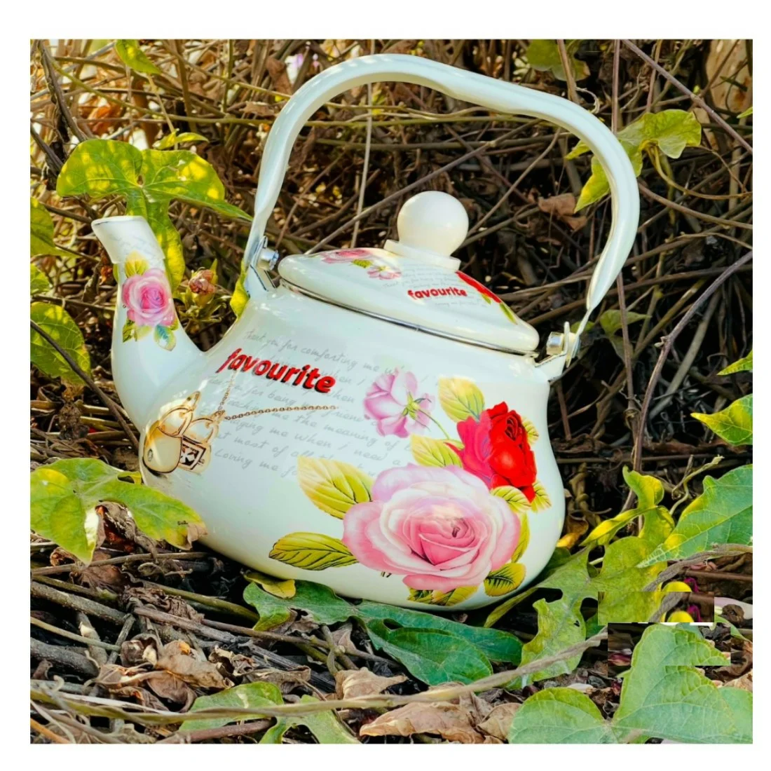 cuisine-theiere-1.2l-shopico shopping-en-ligne-tunisie Théière avec revêtement en émail 1.2L – Image 1