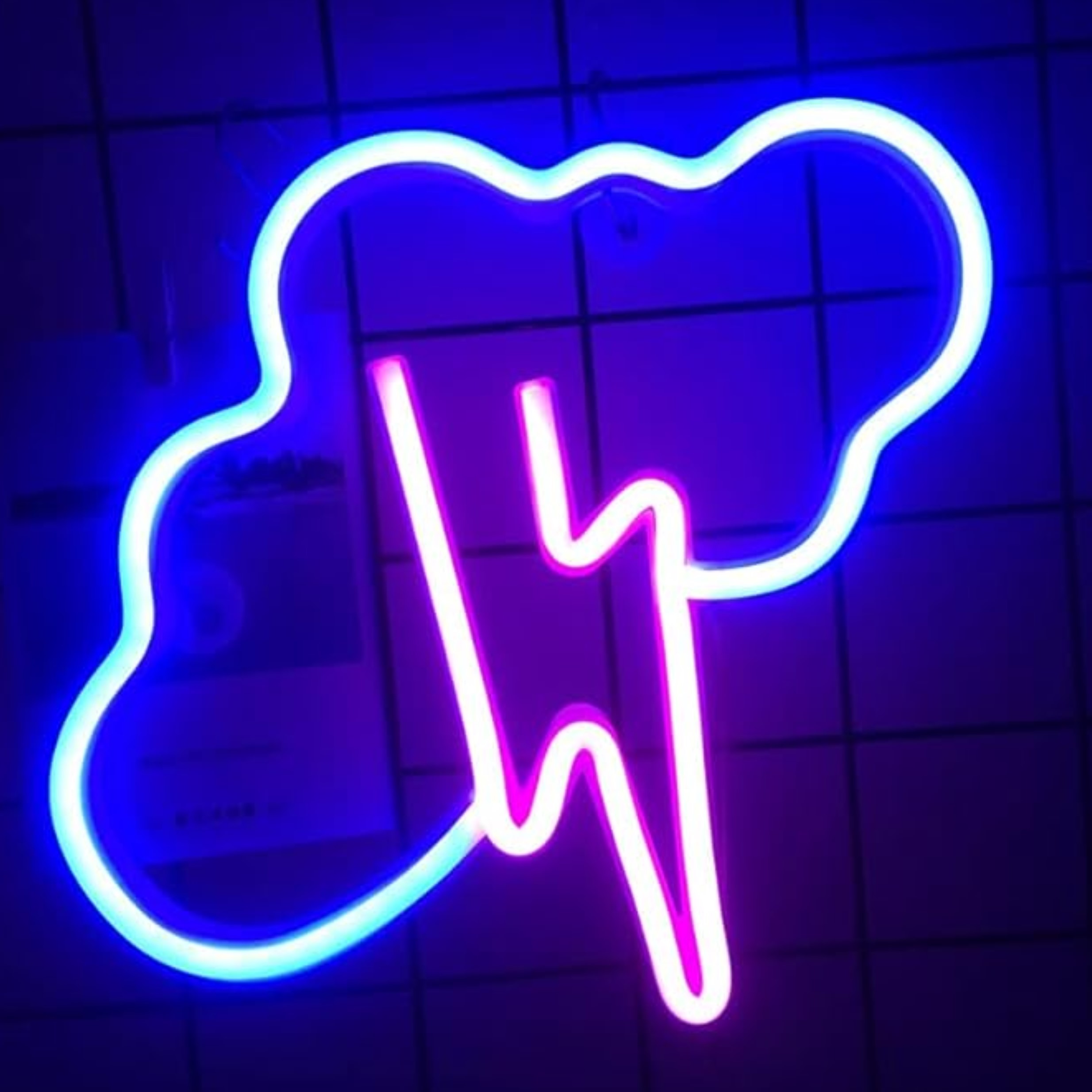 Panneau-lumineux -néon-nuage-Lumière-couleur-decor-promo-deal-tunisie Enseignes au néon motif Nuages Bleu Rose – Image 1